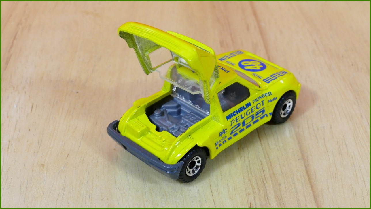 Matchbox Model Autíčka (Made in China) MB-25 - Peugeot 205 Turbo 16
