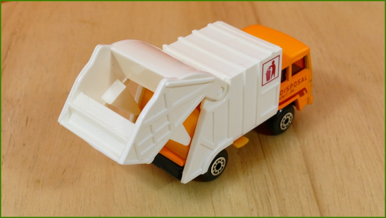 Matchbox Model Autíčka (Made in China) MB-36 - Refuse Truck