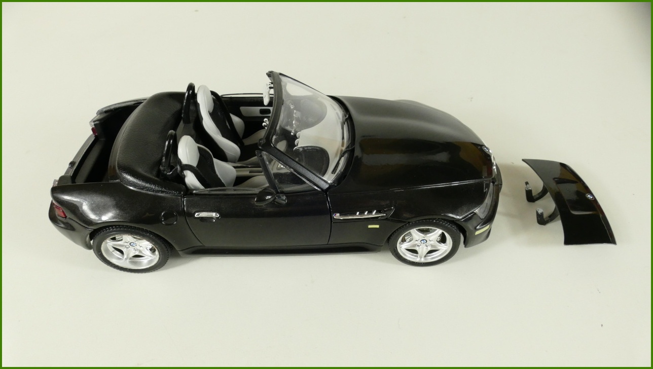 Kovový Model Bburago 1:18 - BMW M Roadster - Viz Popis s Krabicí