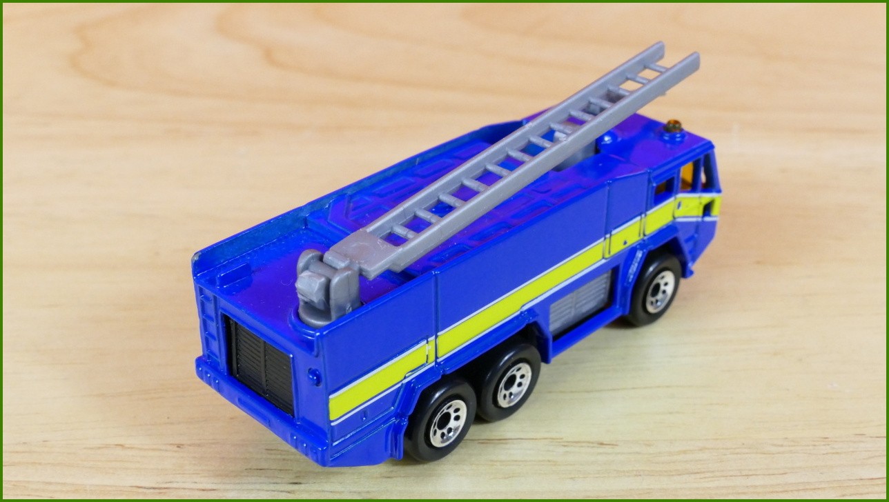 Matchbox Autíčko (Made in China) No.14 - Airport Fire Truck