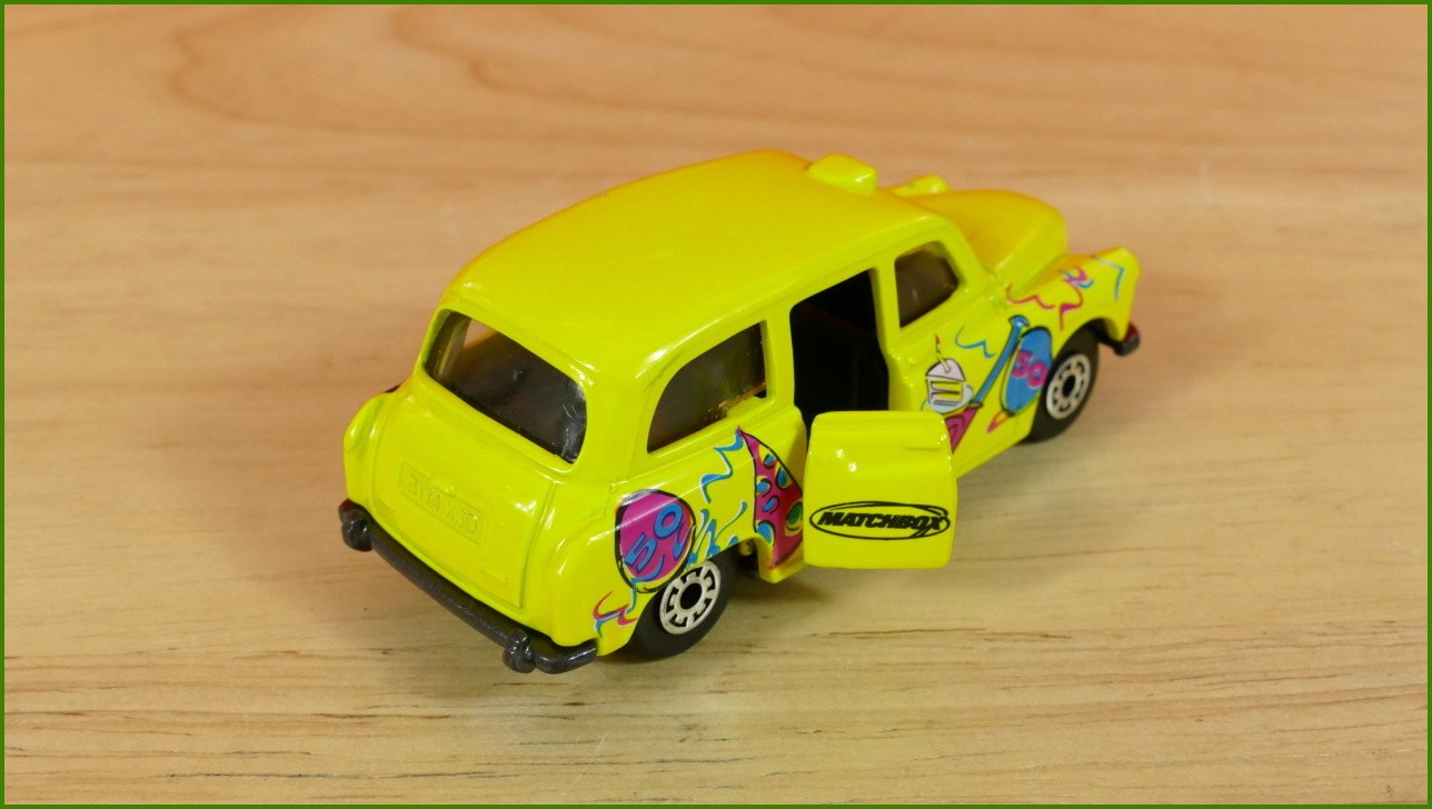 Matchbox Autíčko (Made in China) London Taxi FX4R - 50th Anniversary