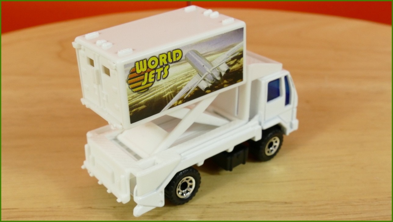 Matchbox Autíčko (Made in China) No.22 - Scissors Truck