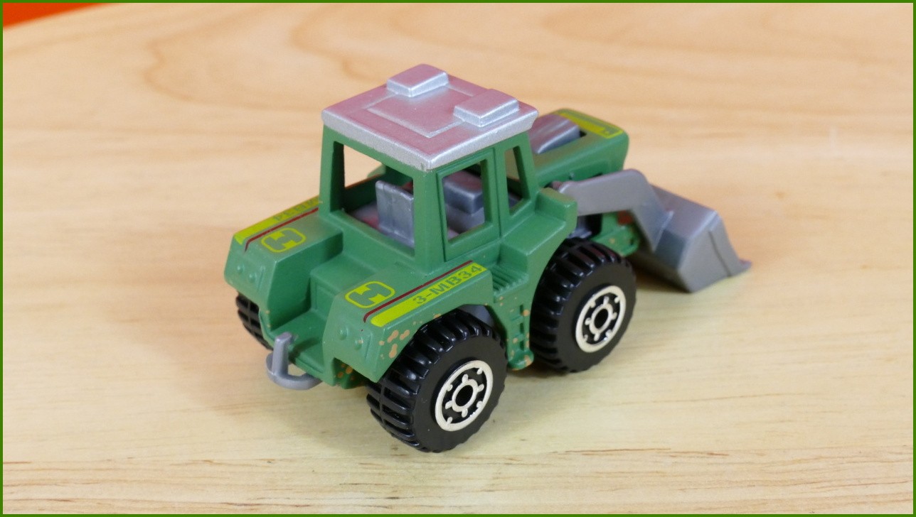 Matchbox Autíčko (Made in China) No.74 - Tractor Shovel