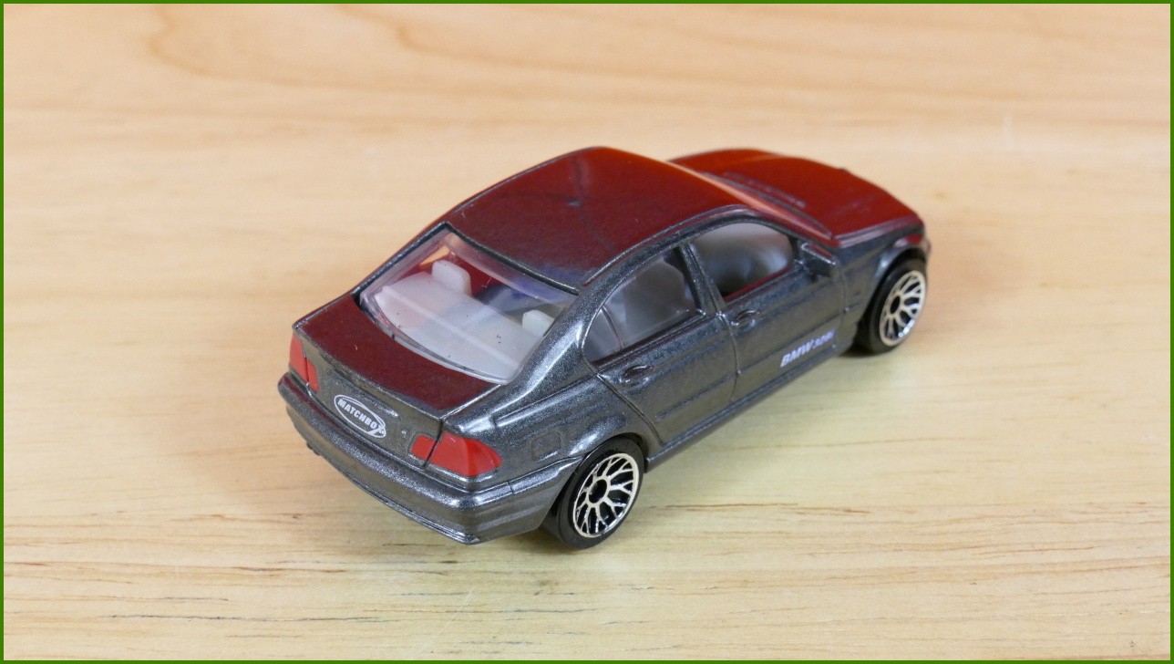 Matchbox Autíčko (Made in China) No.19 - BMW 328i