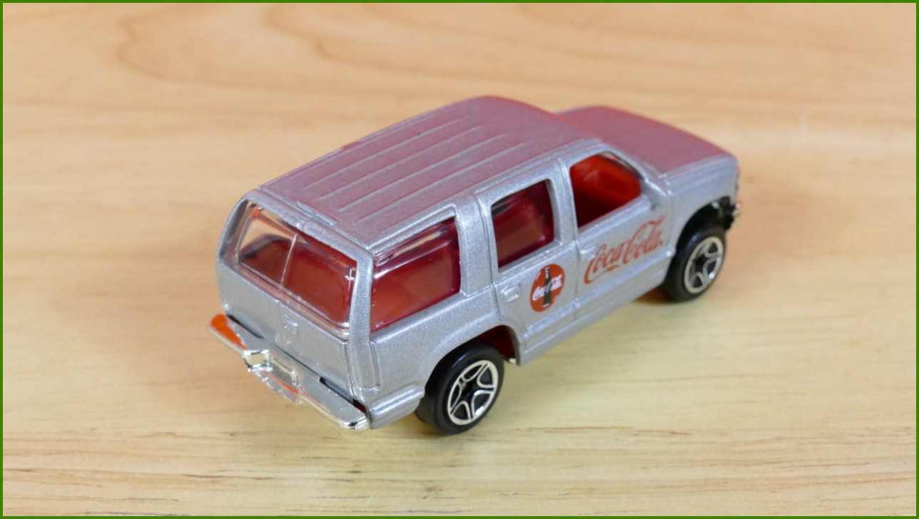 Matchbox Autíčko (Made in China) Coca-Cola No.2 - Chevy Tahoe