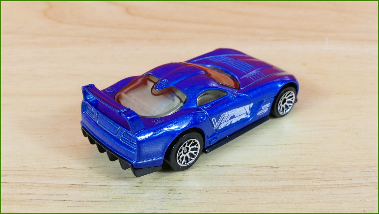 Matchbox Autíčko (Made in China) No.10 - Dodge Viper GTS R - 50th Anniversary