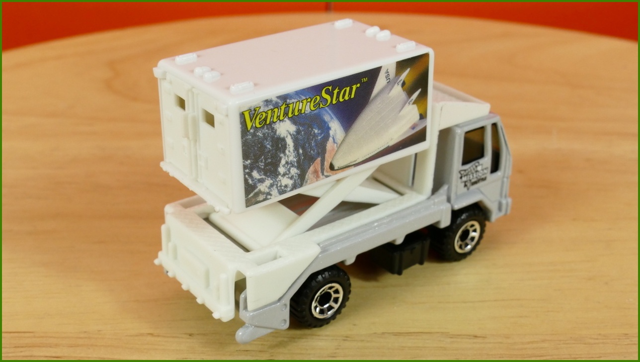 Matchbox Autíčko No.22 - Space Truck