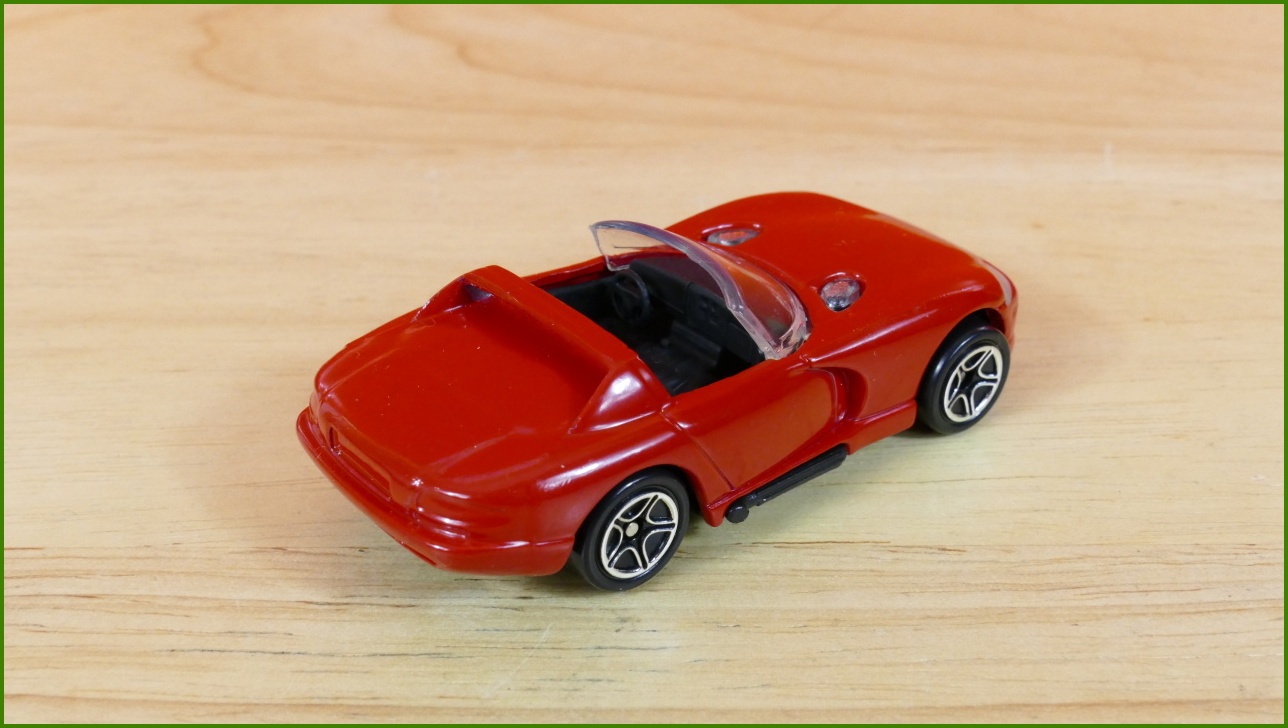 Matchbox Autíčko No.66 - Viper RT/10