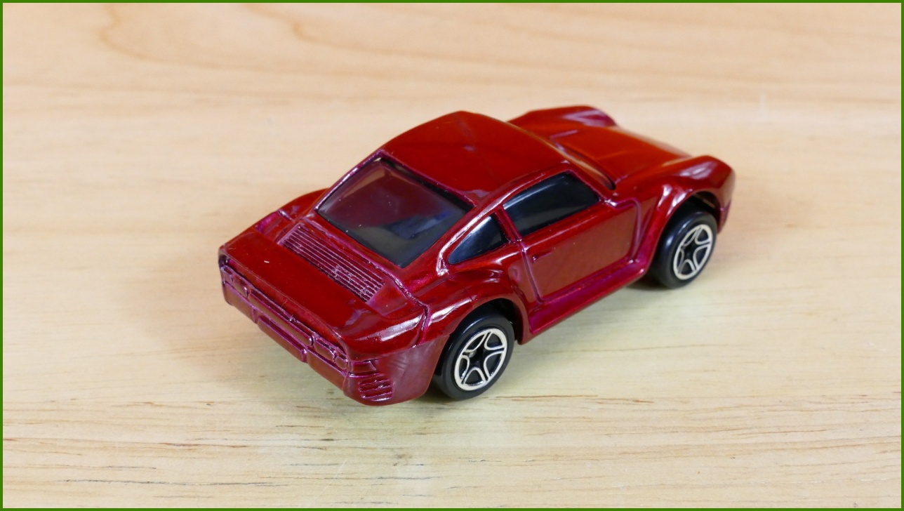 Matchbox Autíčko No.33 - Porsche 959
