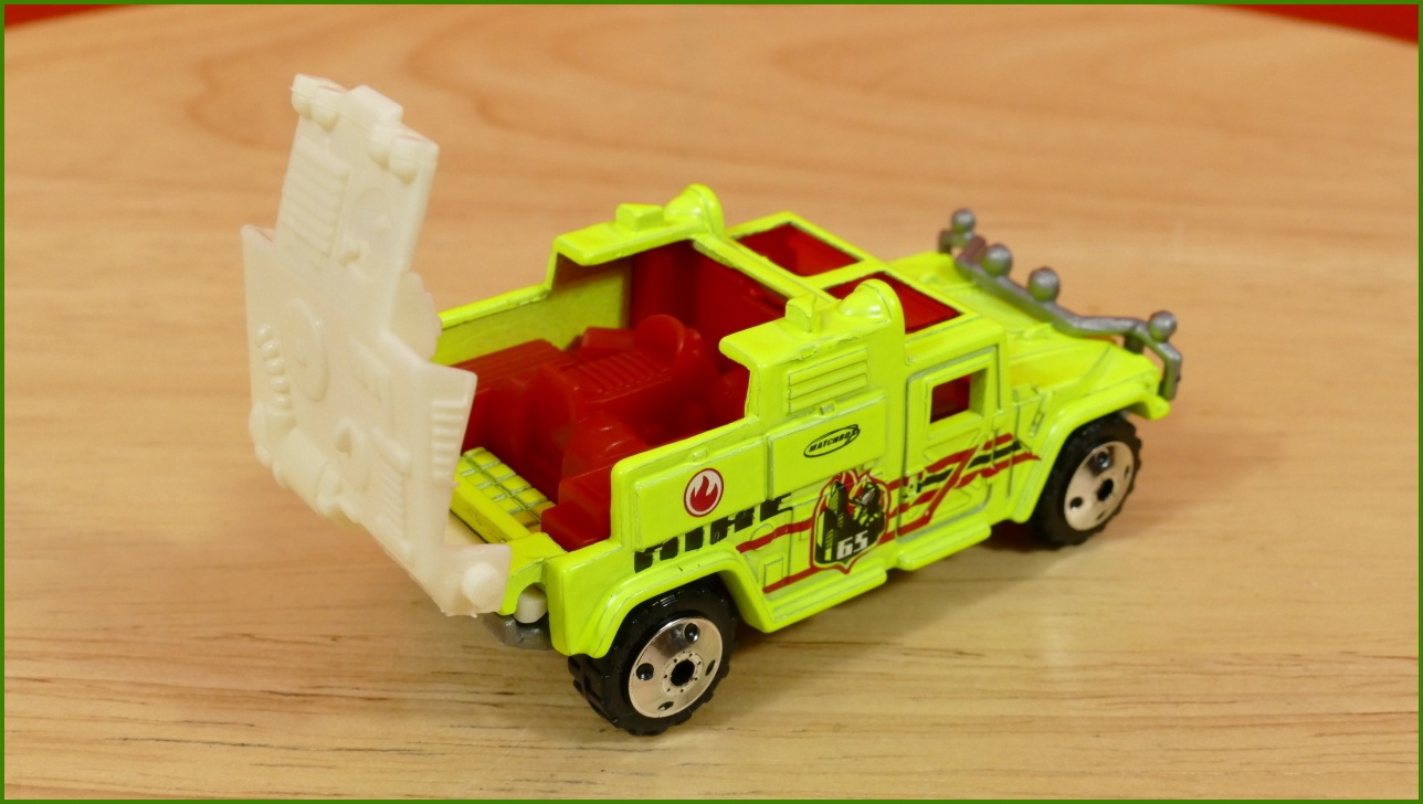 Matchbox Autíčko Hero-City No.65 - Hummer