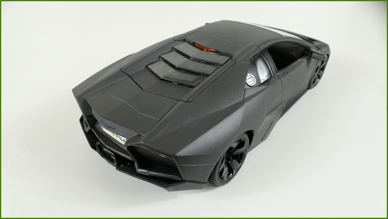 Kovový Model Bburago 1:18 - Lamborghini Reventón - Viz Popis