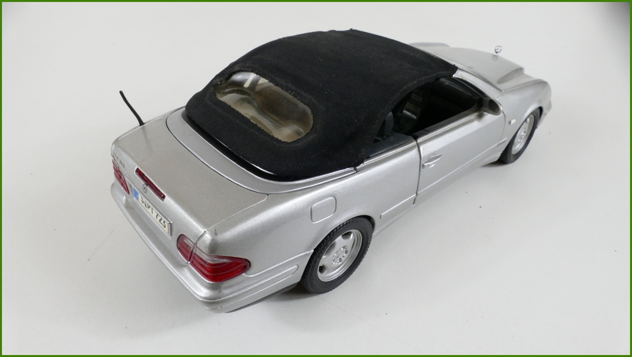Model Anson 1:18 - Mercedes-Benz CLK