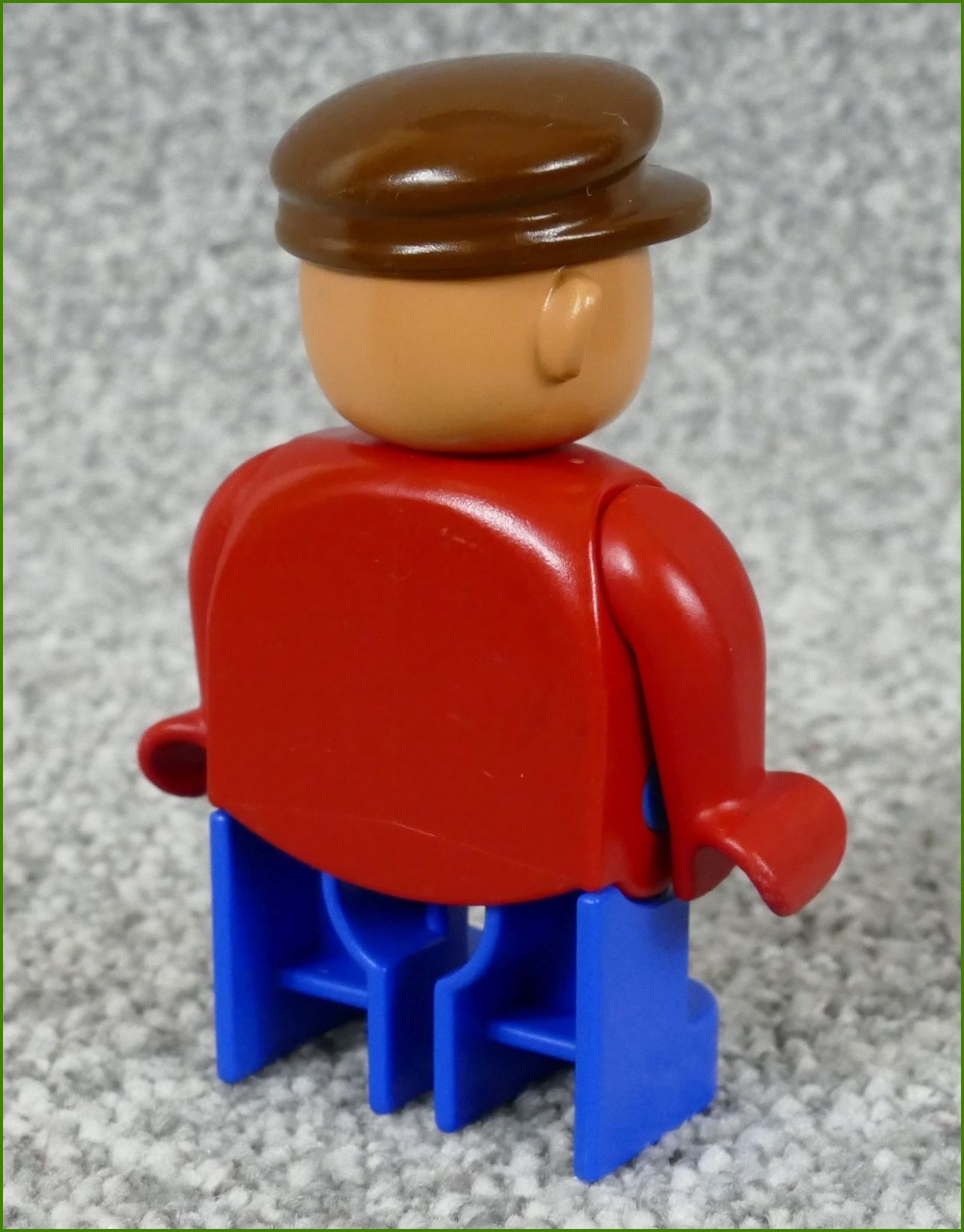 Lego® Duplo® Figurka Pán v Červené Košili