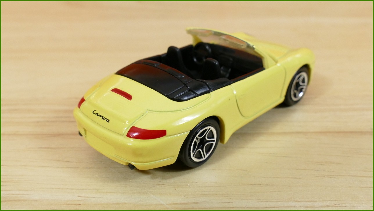 Matchbox Autíčko #72 - Porsche 911 Carrera Cabrio