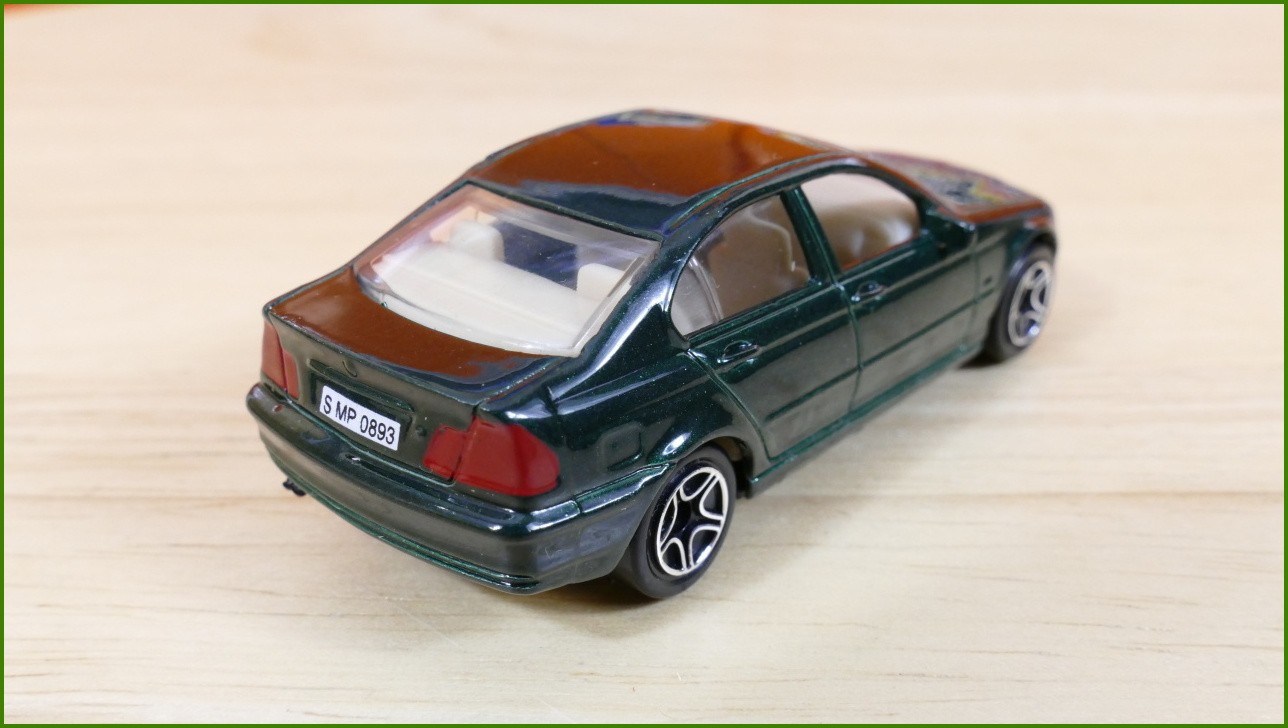Matchbox Autíčko #69 - BMW 328i
