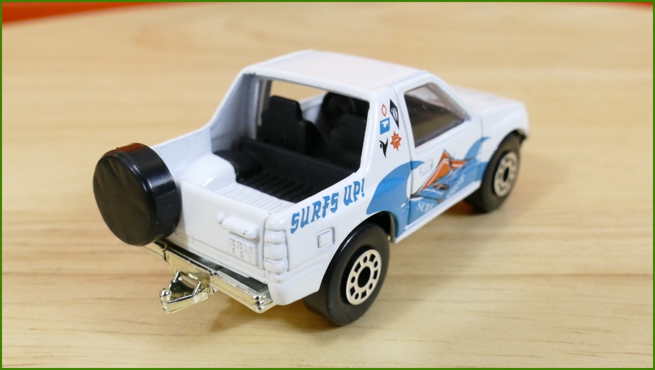 Matchbox Autíčko #52 - Isuzu Amigo