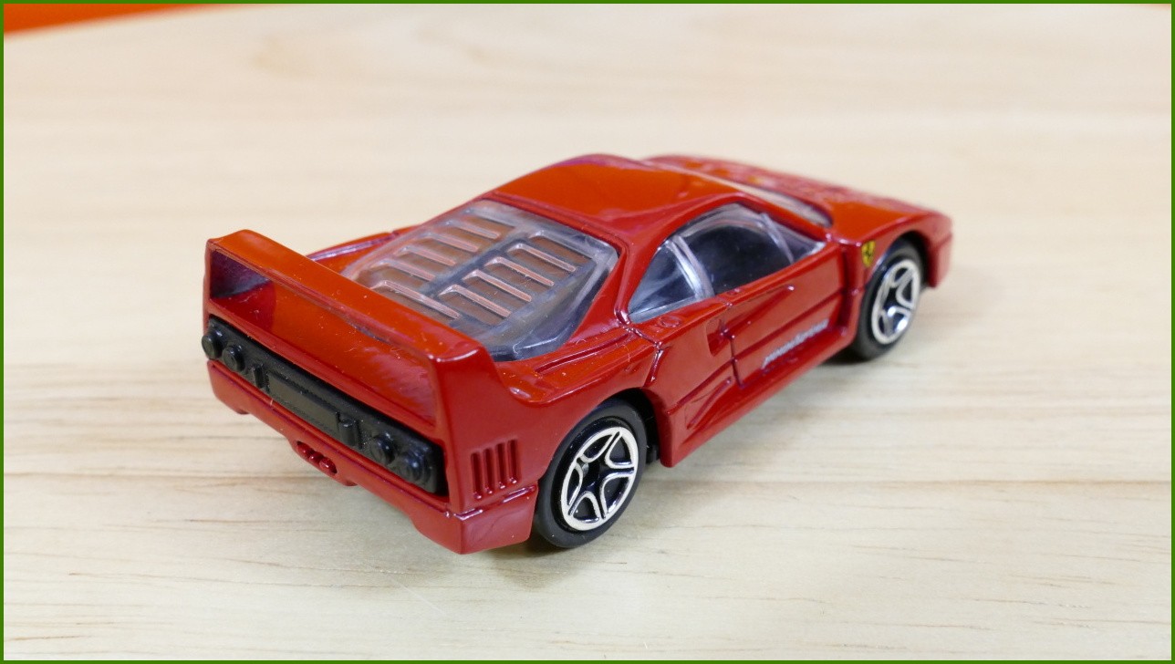 Matchbox Autíčko #39 - Ferrari F40