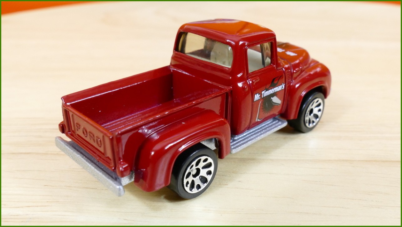 Matchbox Autíčko #15 - 1956 Ford