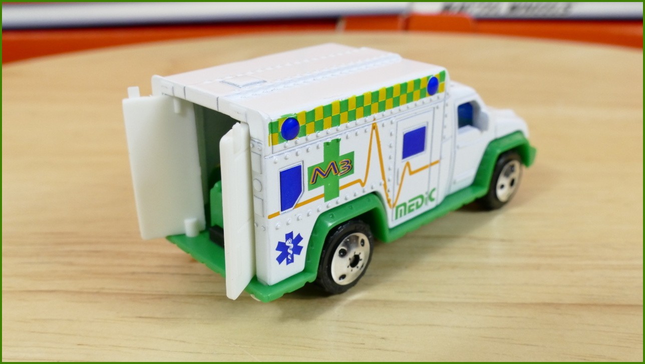 Matchbox Autíčko #42 - Ambulance