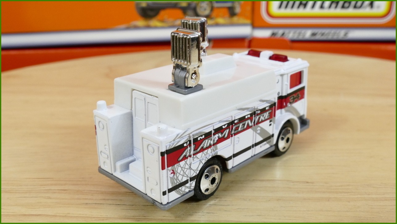 Matchbox Autíčko #45 - Auxiliary Power Truck
