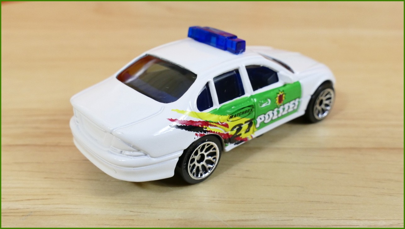 Matchbox Autíčko #27 - Ford Falcon Police