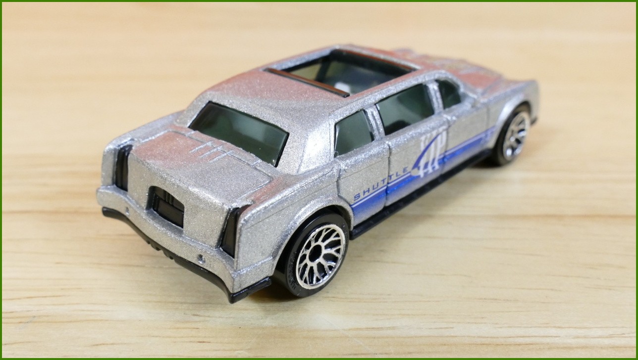 Matchbox Autíčko #32 - Limousine