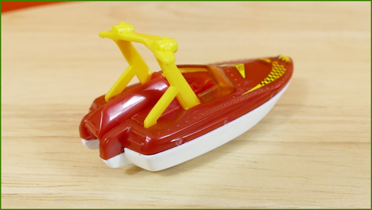 Matchbox Autíčko #52 - Hydro X-Treme
