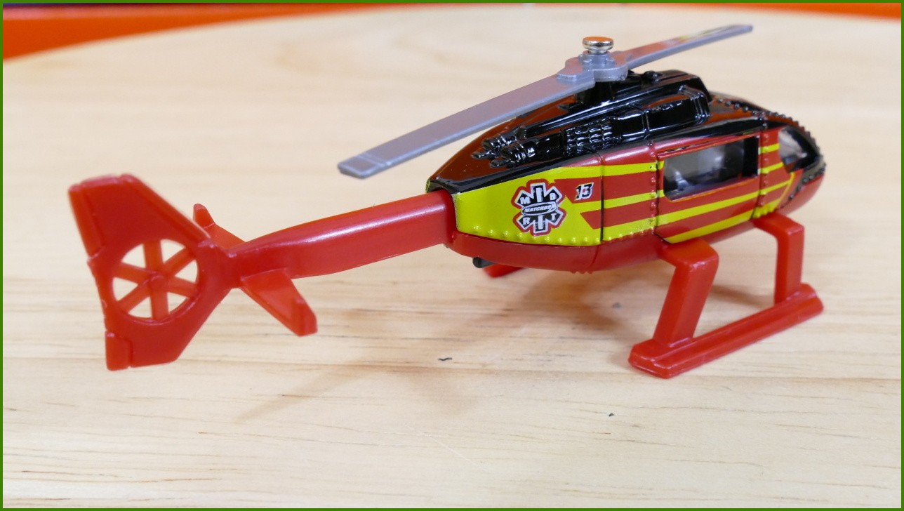Matchbox Autíčko #13 - Hospital Helicopter