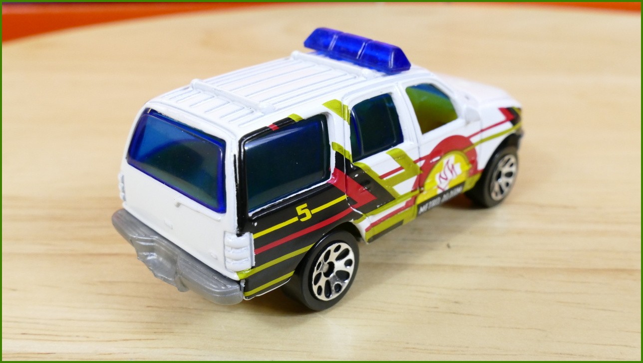 Matchbox Autíčko #5 - Expedition Fire Chief