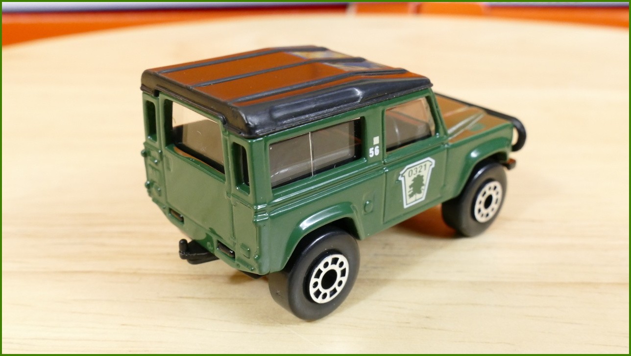 Matchbox Autíčko #41 - Land Rover 90