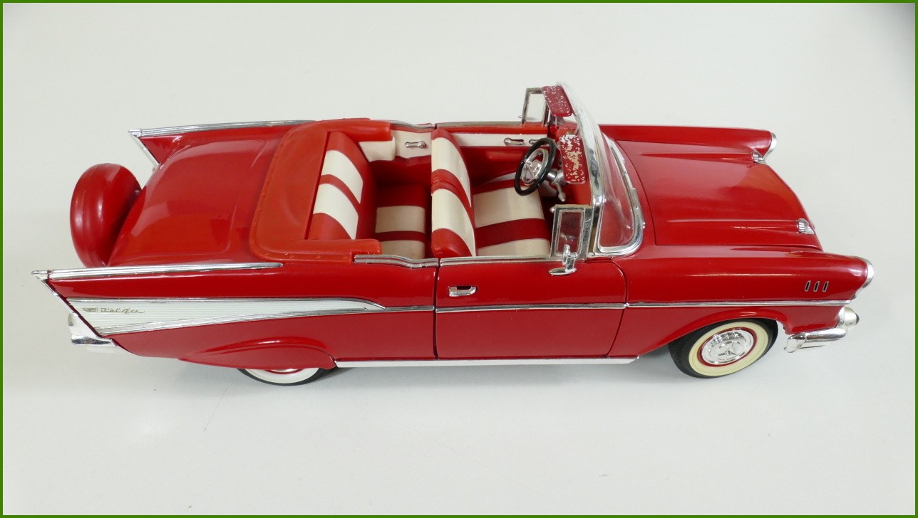 Model Road Legends 1:18 - ´57 Chevrolet Belair