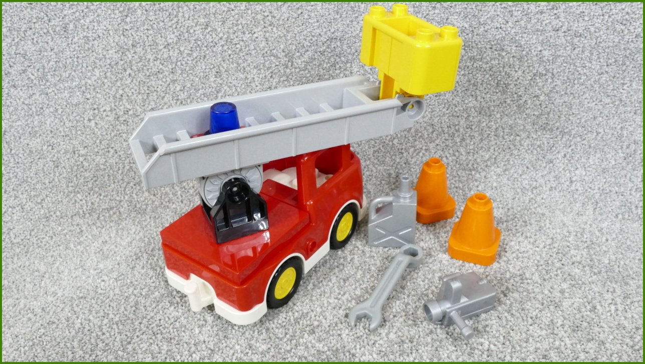 Lego® Duplo® Hasičské Auto se Žebříkem a Příslušenstvím