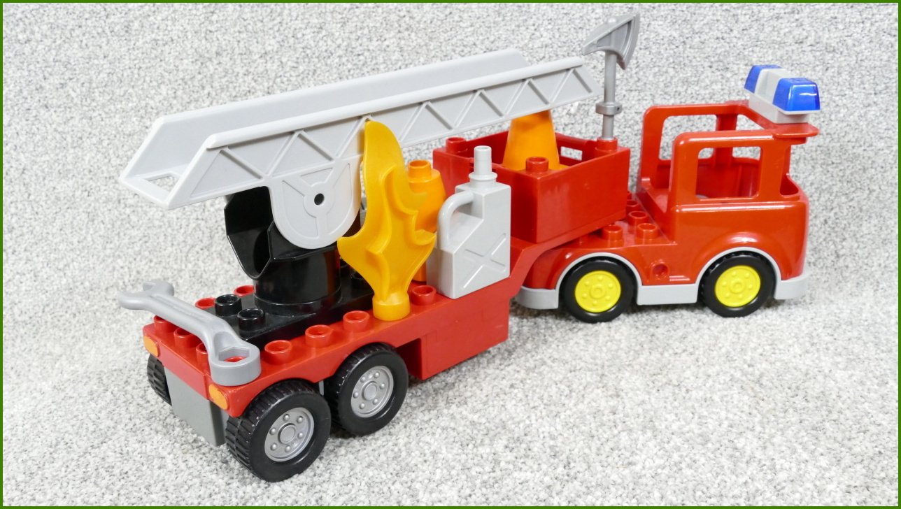 Lego® Duplo® Hasičské Auto se Žebříkem a Příslušenstvím