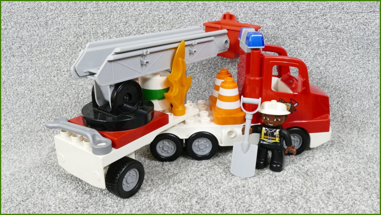 Lego® Duplo® Hasičské Auto se Žebříkem a Příslušenstvím