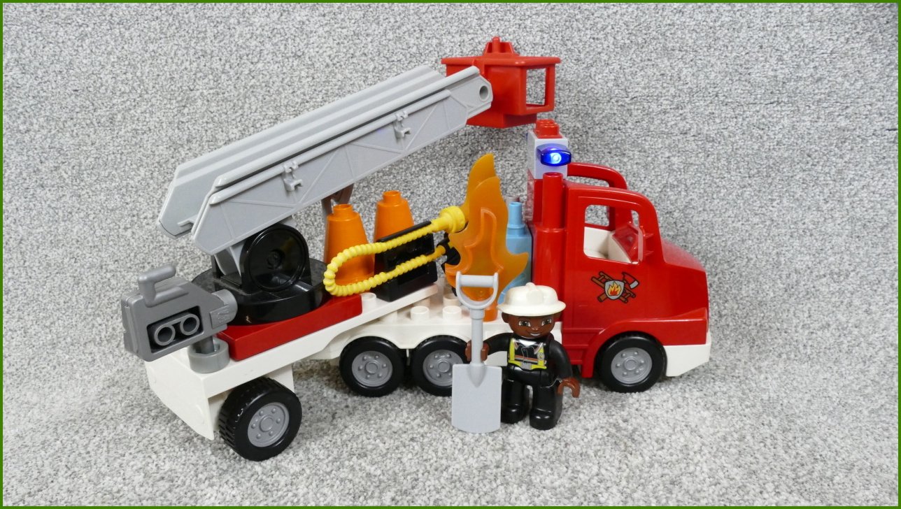 Lego® Duplo® Hasičské Auto se Žebříkem a Příslušenstvím