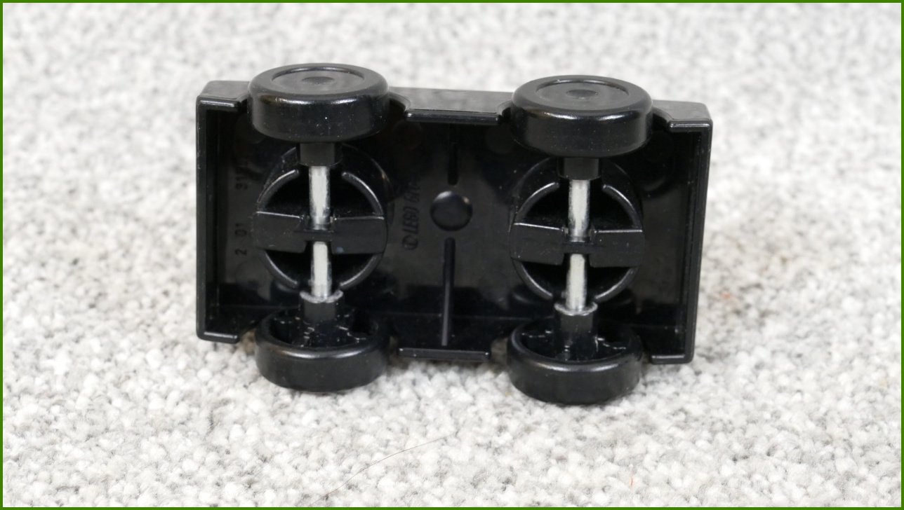 Lego® Duplo® Podvozek Malý 2x4 Černý