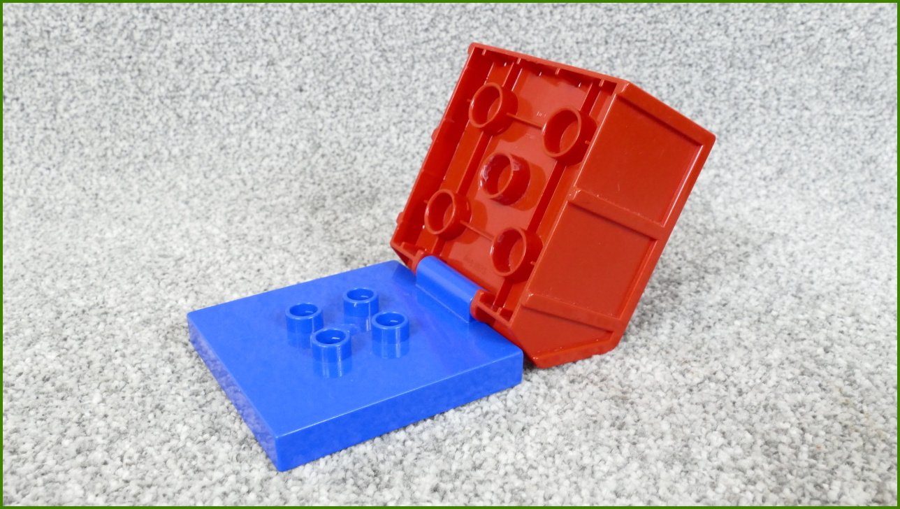 Lego® Duplo® Korba pro Nákladní a Jiná Auta (Červený-Modrá Základna)