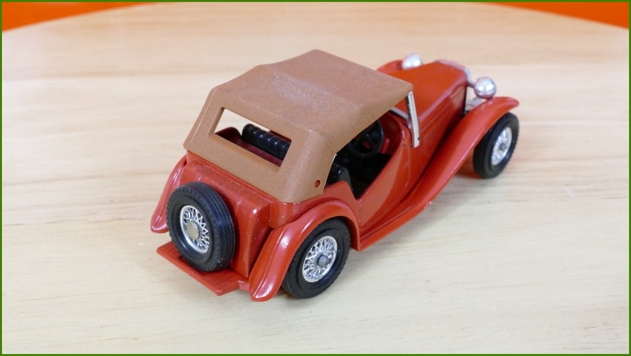 Matchbox Autíčko Models Of Yesteryear - Y-8 - 1945 MG-TC