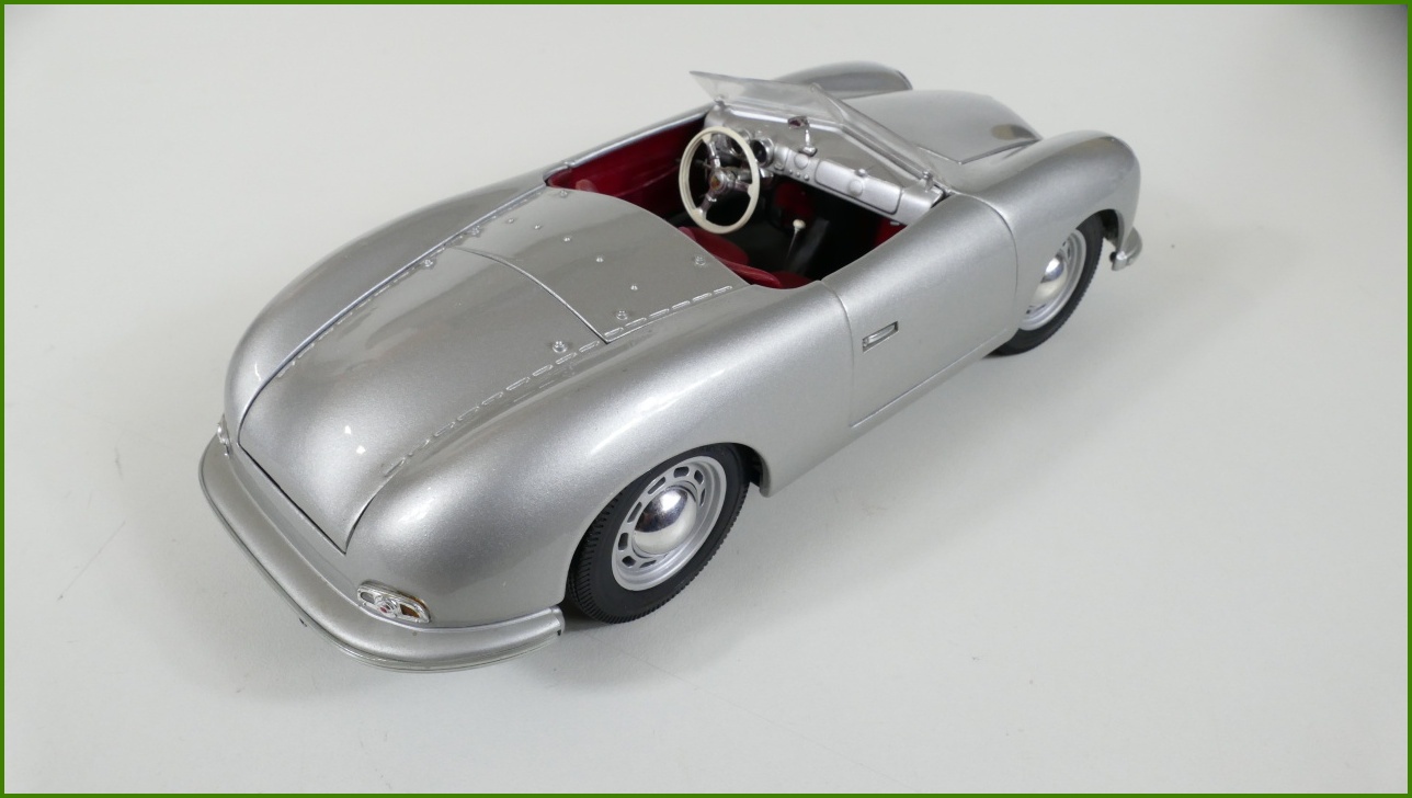 Model Maisto 1:18 - Porsche Typ 356 Roadster (1948)