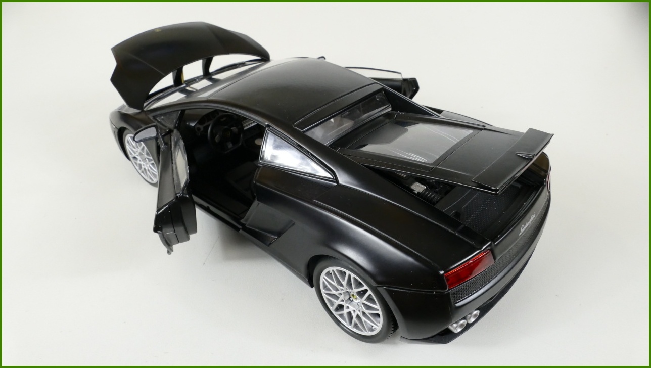 Model Auta Mondo Motors 1:18 - Lamborghini Gallardo LP 560-4