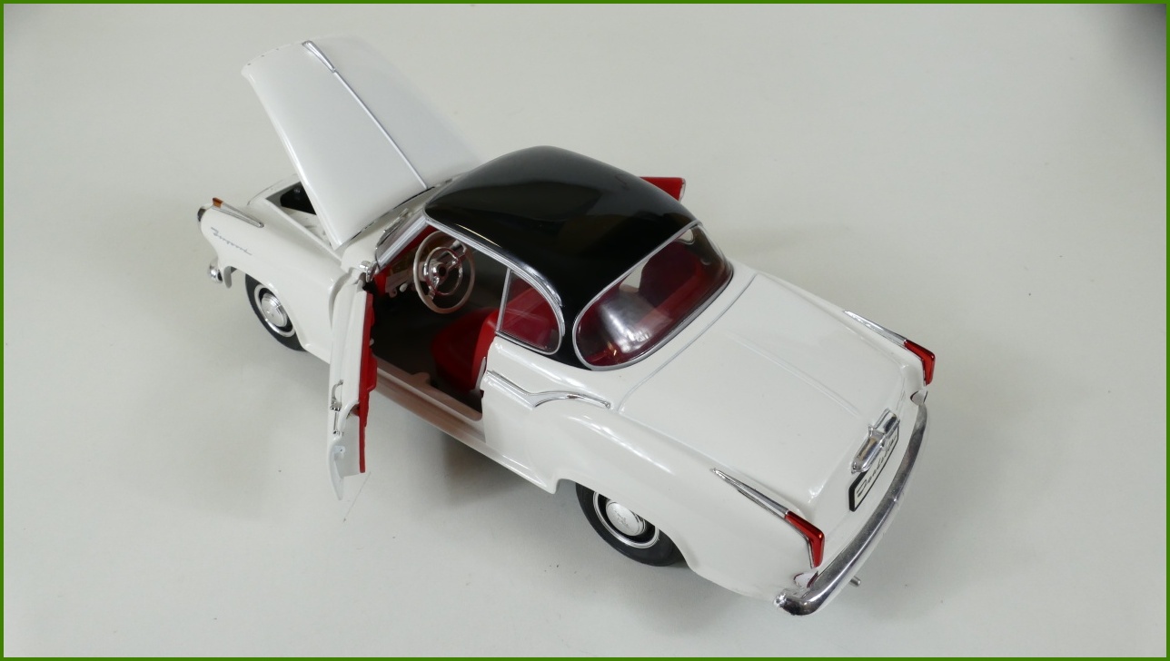Model Auta Revell 1:18 - Borgward Isabella