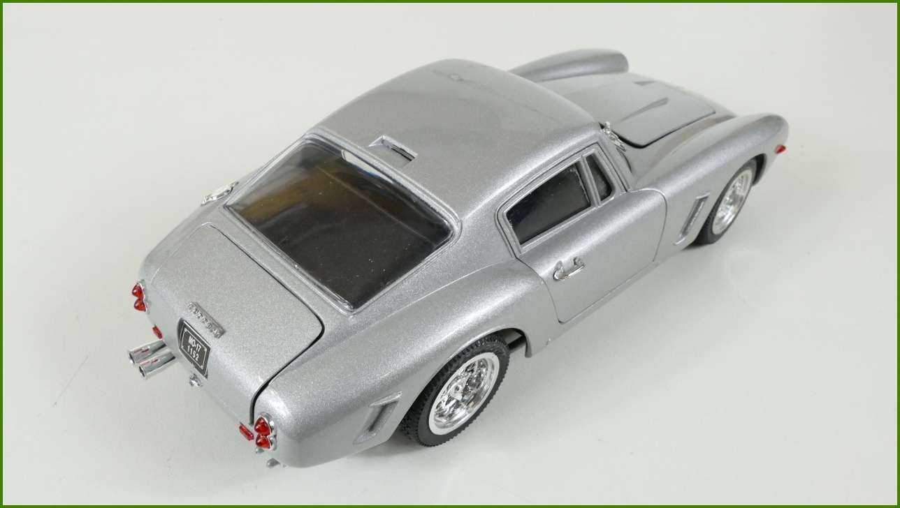 Model Auta Jouef Evolution 1:18 - Ferrari 250 GT Berlinette 61 - Viz Popis