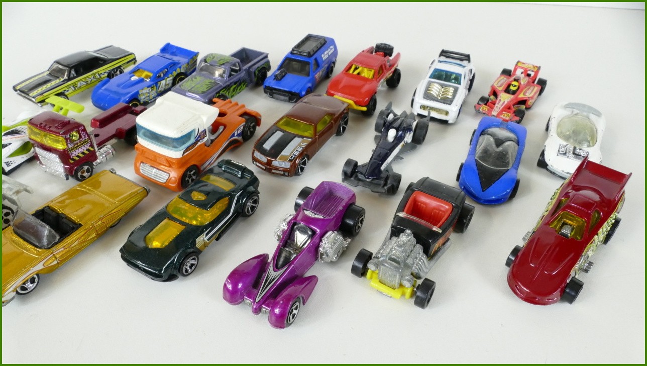 Sestava Autíček Hot Wheels 20 ks