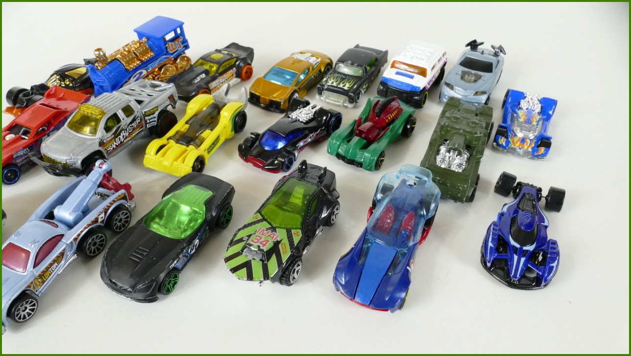 Sestava Autíček Hot Wheels 20 ks