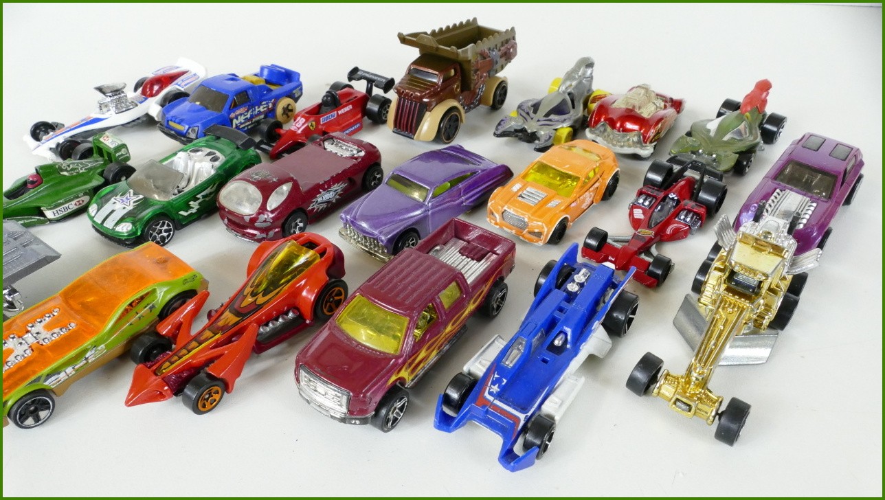 Sestava Autíček Hot Wheels 20 ks