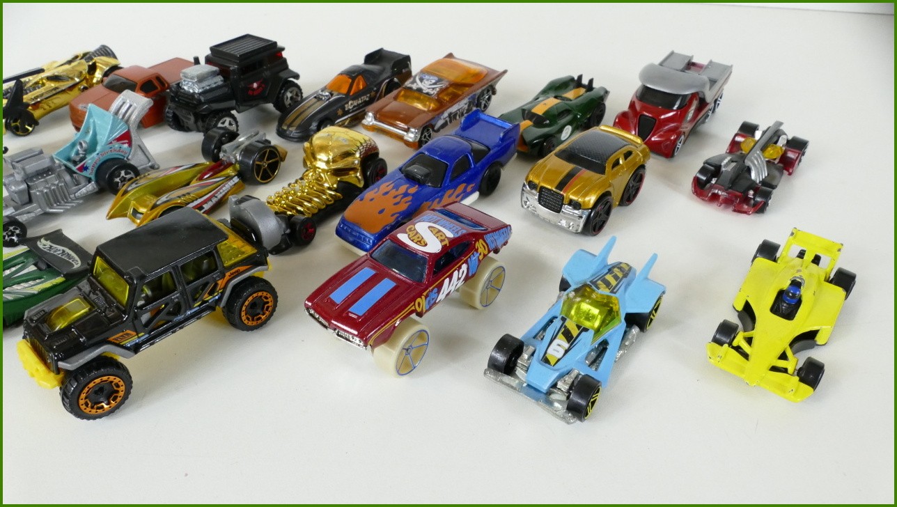 Sestava Autíček Hot Wheels 20 ks