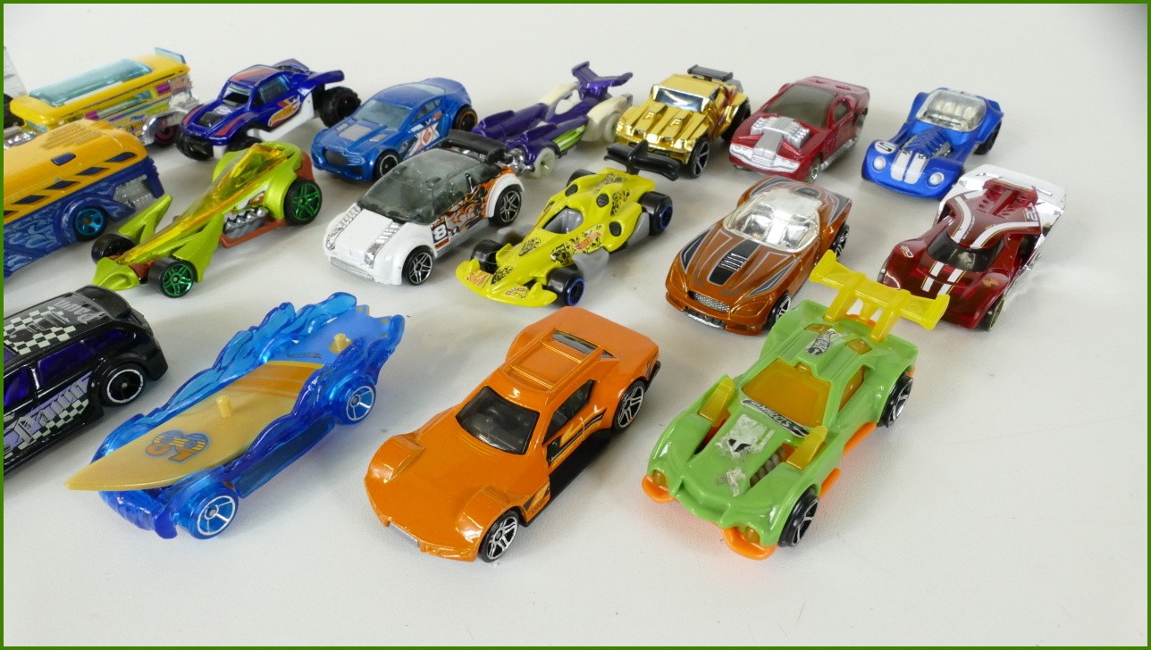 Sestava Autíček Hot Wheels 20 ks