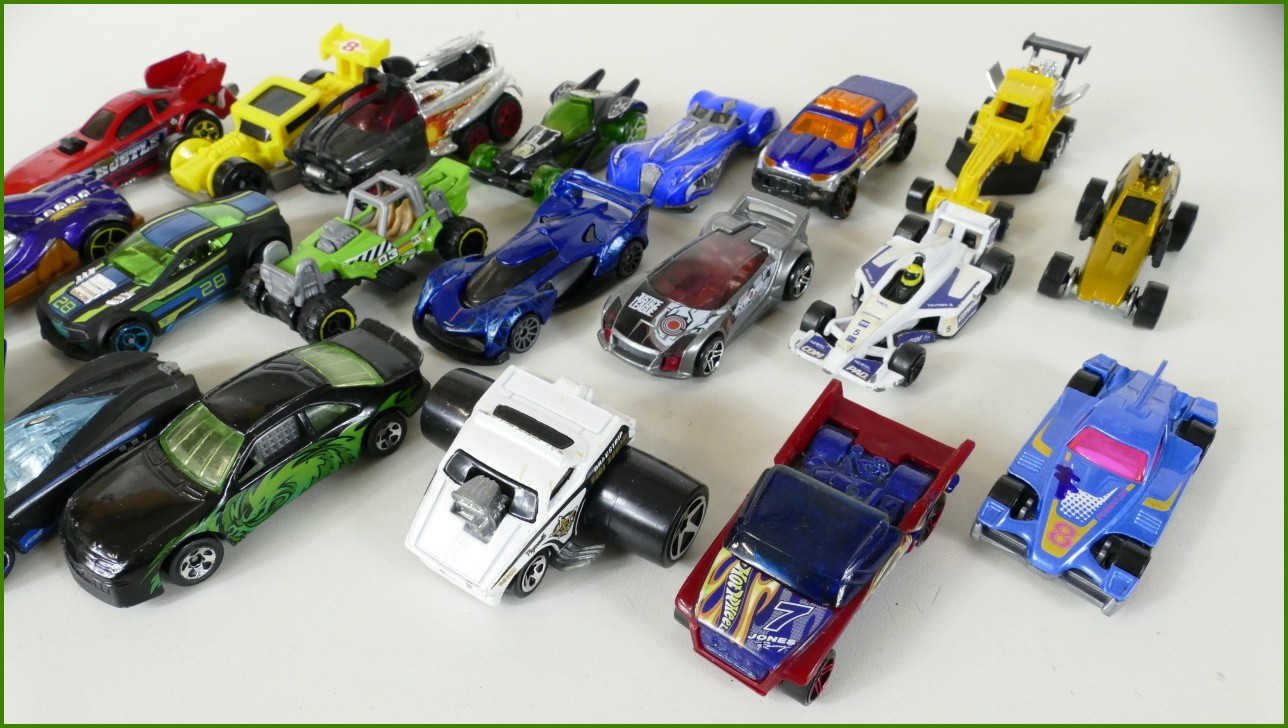 Sestava Autíček Hot Wheels 20 ks