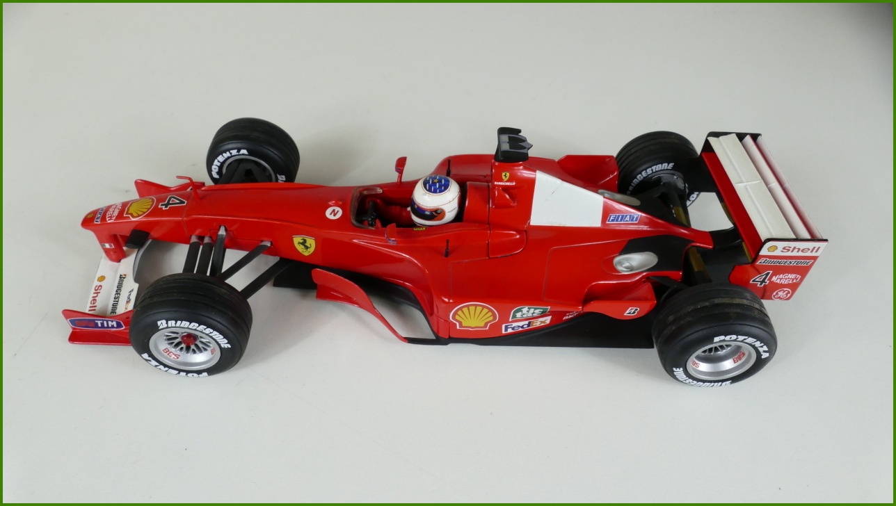 Model Formule Hot Wheels 1:18 - Ferrari F1 2000 - Rubens Barrichello s Krabicí