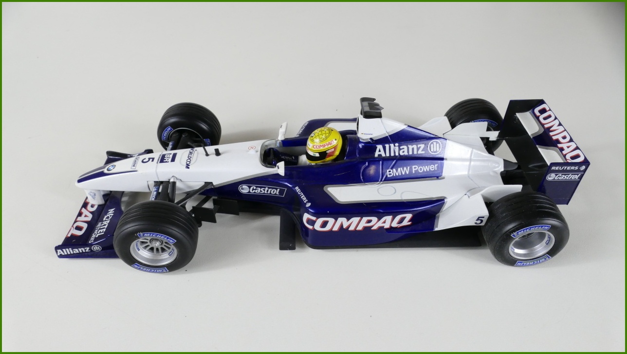 Model Formule Hot Wheels 1:18 - Williams F1 FW23 - Ralf Schumacher s Krabicí